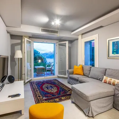 Familia 2 Selimiye Daily Weekly 马尔马里斯