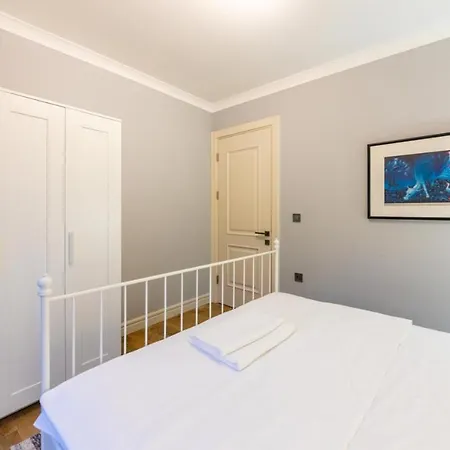 Familia 2 Selimiye Daily Weekly