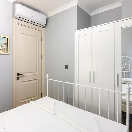 Familia 2 Selimiye Daily Weekly Μαρμαρίς