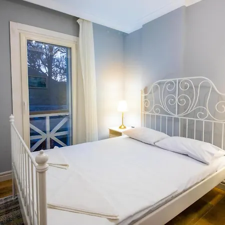 Βίλα Familia 2 Selimiye Daily Weekly