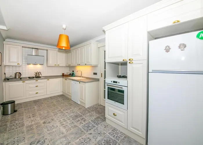 Willa Familia 2 Selimiye Daily Weekly