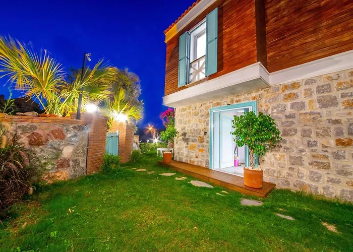 Familia 2 Selimiye Daily Weekly *