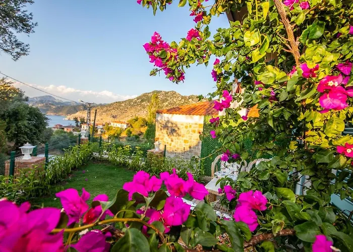 Familia 2 Selimiye Daily Weekly Villa