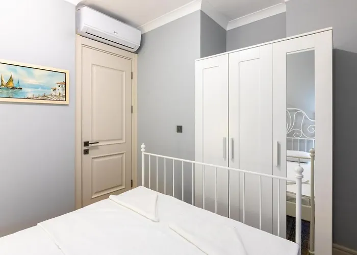 Familia 2 Selimiye Daily Weekly Marmaris