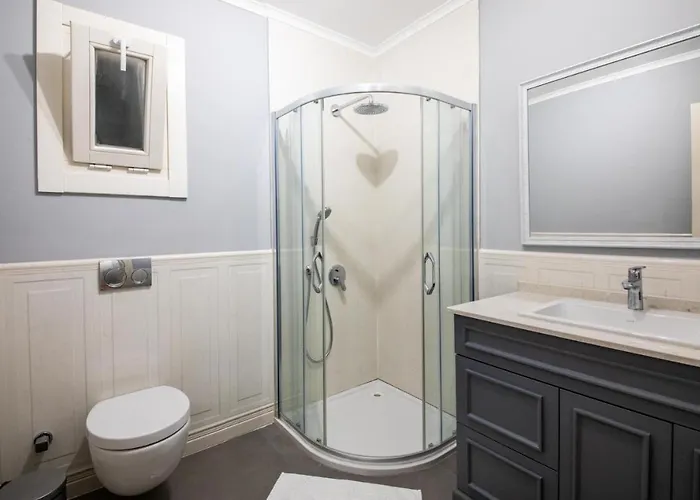 Familia 2 Selimiye Daily Weekly *