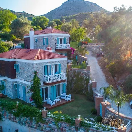 Familia 2 Selimiye Daily Weekly Villa