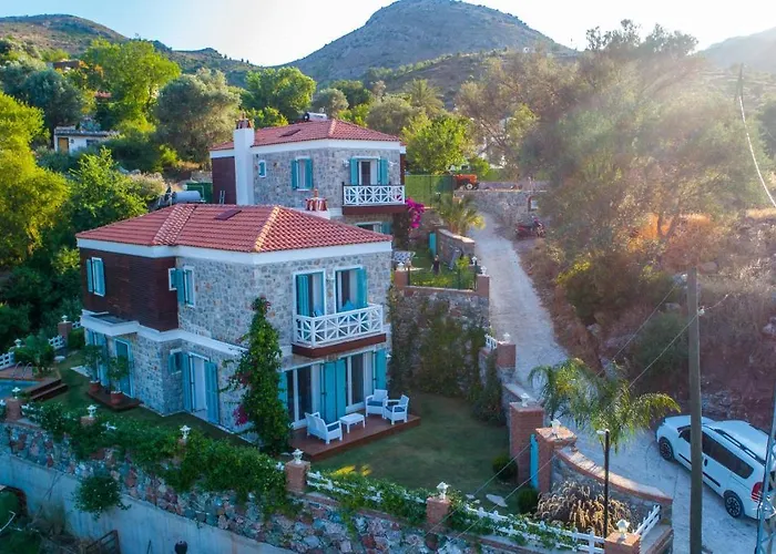 Familia 2 Selimiye Daily Weekly ヴィラ