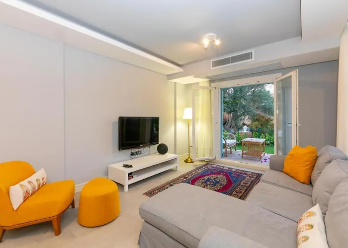 Familia 2 Selimiye Daily Weekly ヴィラ